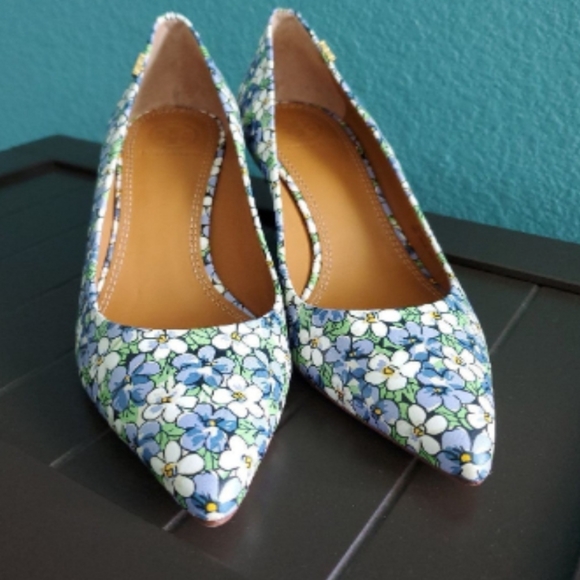 Tory Burch Heels - Picture 3 of 17